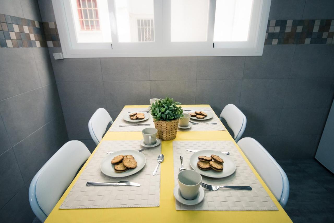 Holidays2Malaga Heredia 3 Bedroom Opposite Malaga Port Exterior photo
