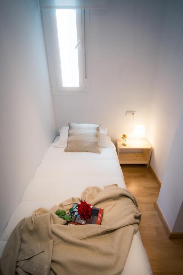 Holidays2Malaga Heredia 3 Bedroom Opposite Malaga Port Exterior photo